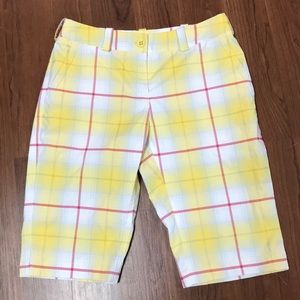 Women’s Nike Dri-Fit golf plaid capris  size 4